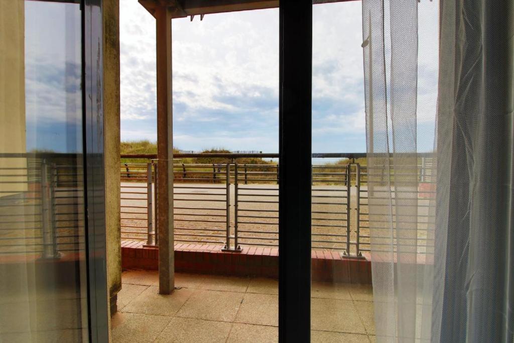 Observatory 2 Bedroom Apartment Overlooking Beach Swansea Dış mekan fotoğraf